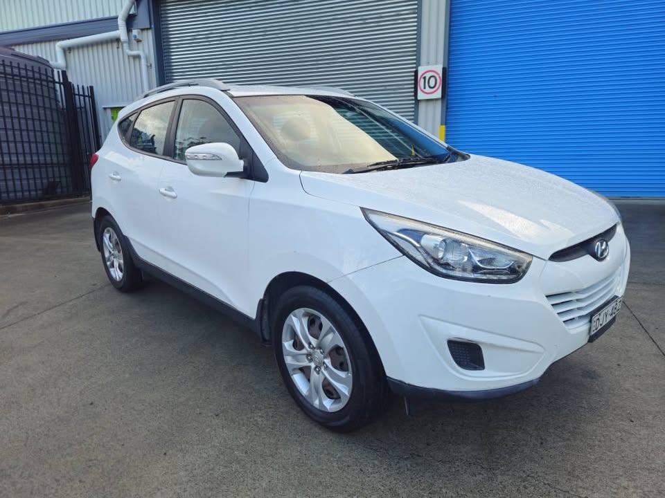 2013 Hyundai ix35 2.jpg